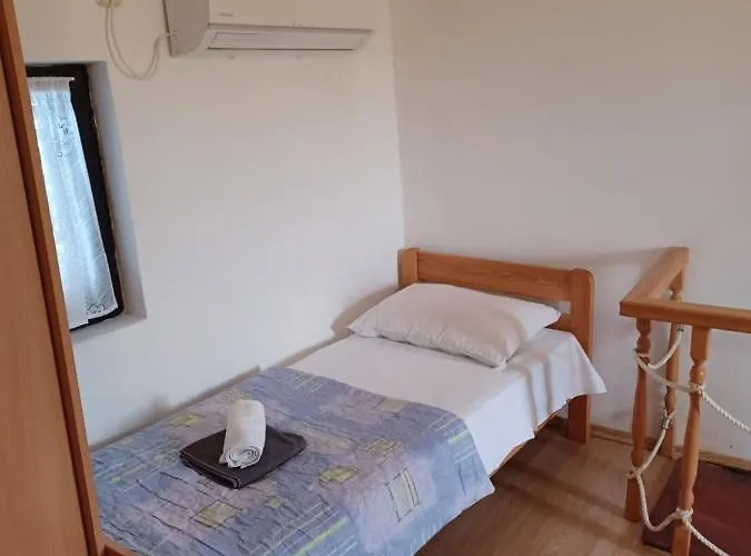 Apartment Mondo * باشْكا